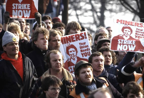 MinersstrikeEarlyon1